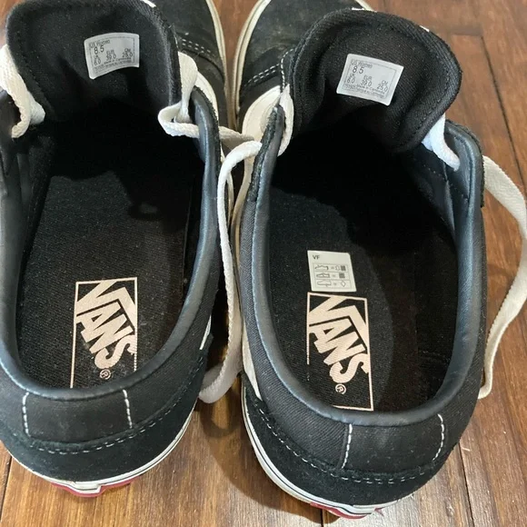 Vans Classic Black & White Old Skool Sneakers, women’s 8.5 - Picture 8 of 9